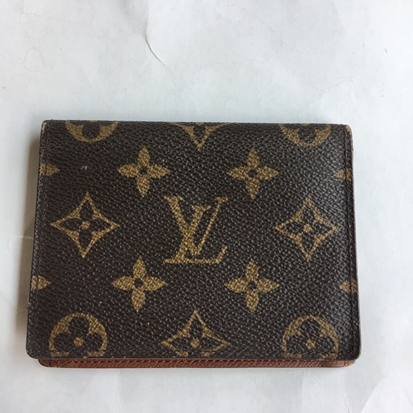 Louis Vuitton Handbags - AUTHENTIC LOUIS VUITTON CARD CASE M60533